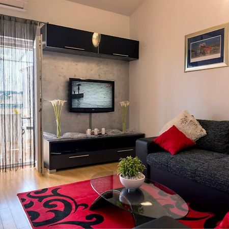 Apartment Ina Пула Екстер'єр фото