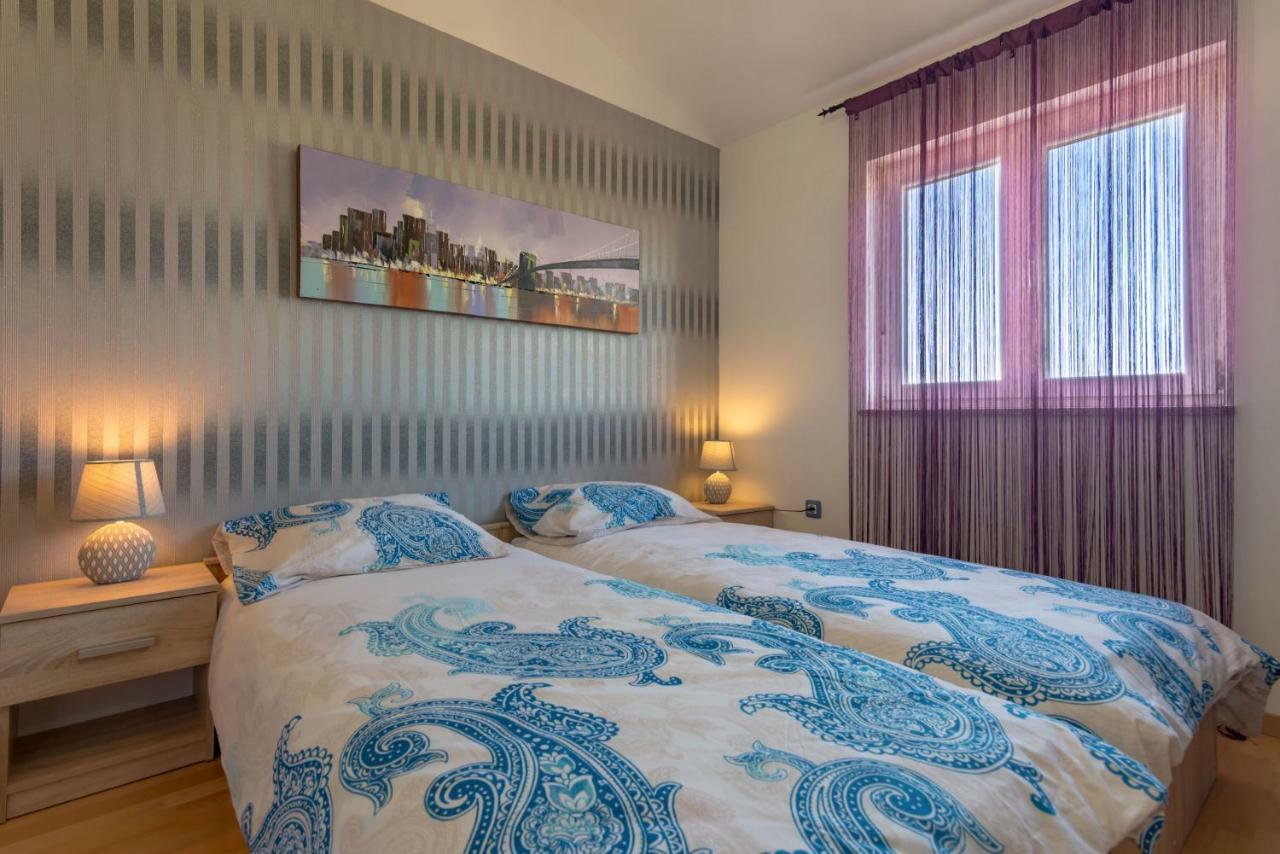 Apartment Ina Пула Екстер'єр фото